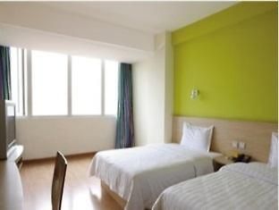 7 Days Inn Tanggu Hebei Road 天津 外观 照片